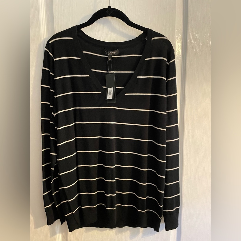 Banana Republic V Neck Striped Sweater